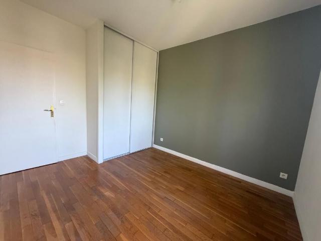 Appartement 4 pièces, 110 m² à louer à Tassin la Demi Lune 69160