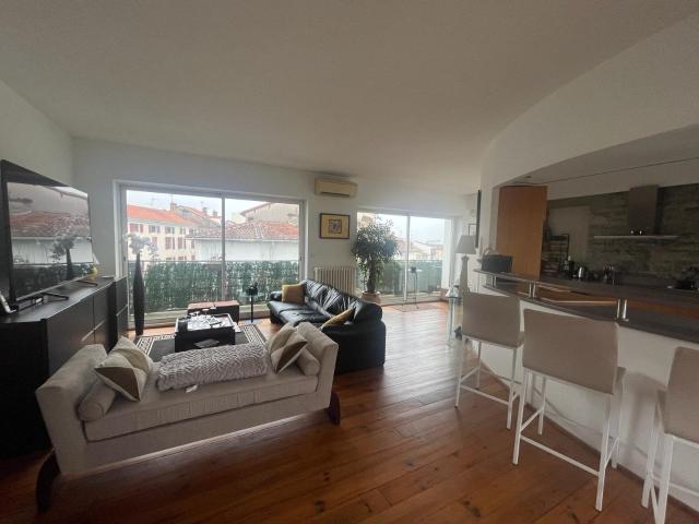 Appartement 4 pièces, 111 m² à louer à Dax 40100