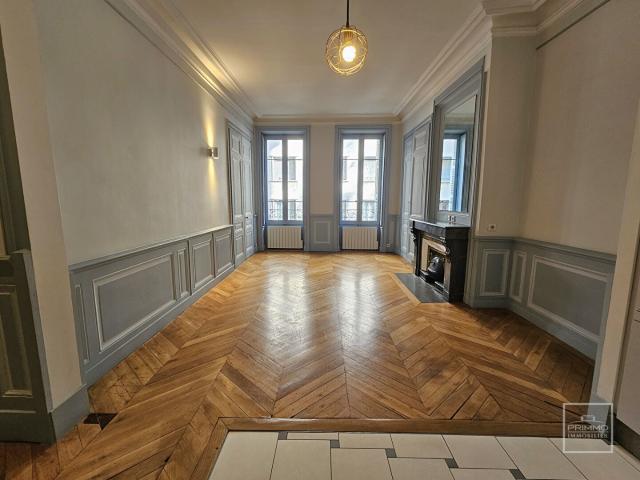 Appartement 4 pièces 113 m²