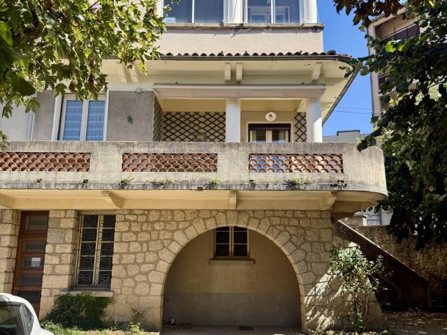 Appartement 4 pièces 115 m²