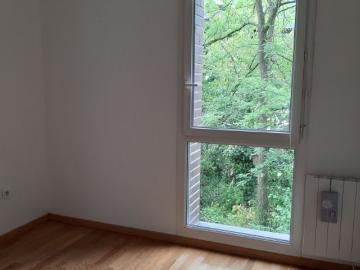 Appartement 4 pièces, 115 m² à louer à Lille 59000