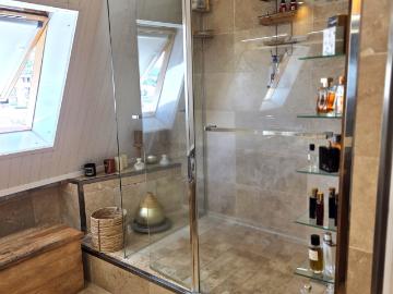 Appartement 4 pièces, 115 m² à louer à Saint Denis 97400