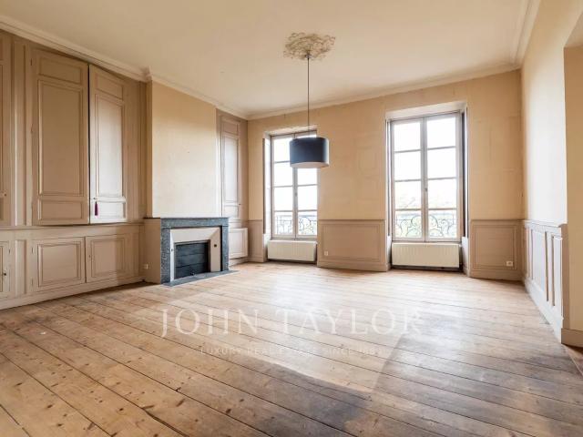Appartement 4 pièces 116 m²