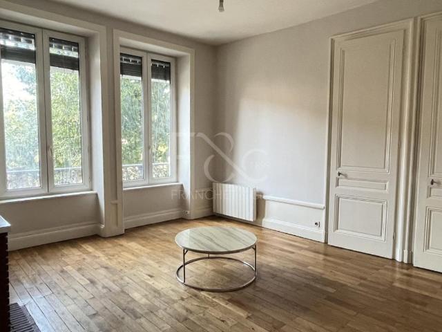 Appartement 4 pièces 118 m²