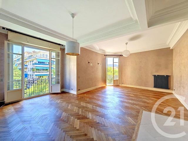Appartement 4 pièces 120 m²