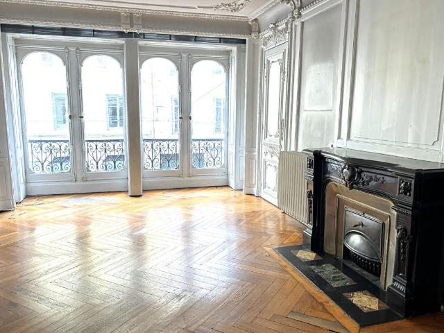 Appartement 4 pièces 119 m²