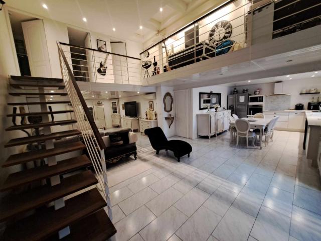 Appartement 4 pièces 120 m²