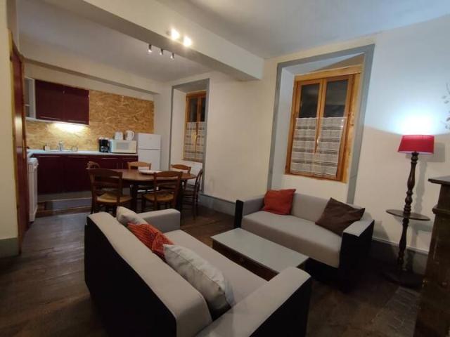Appartement 4 pièces, 120 m² à louer à Ahun 23150