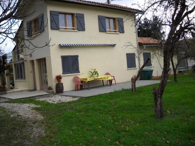Appartement 4 pièces, 120 m² à louer à Podensac 33720