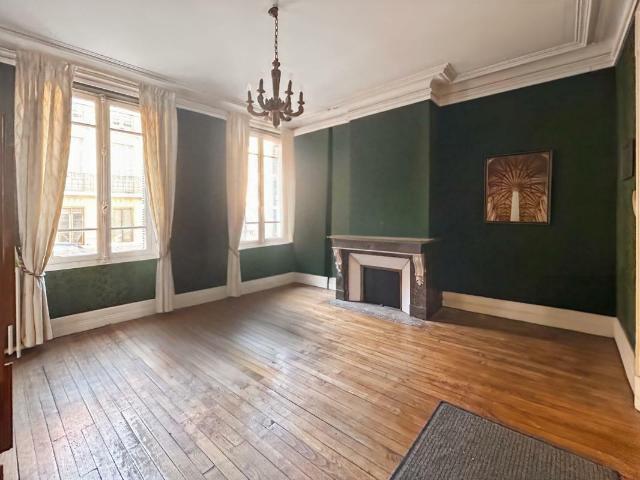 Appartement 4 pièces 122 m²