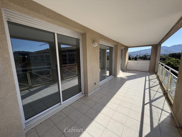 Appartement 4 pièces 122 m²