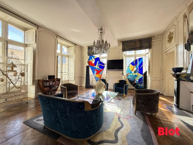 Appartement 4 pièces 123 m²
