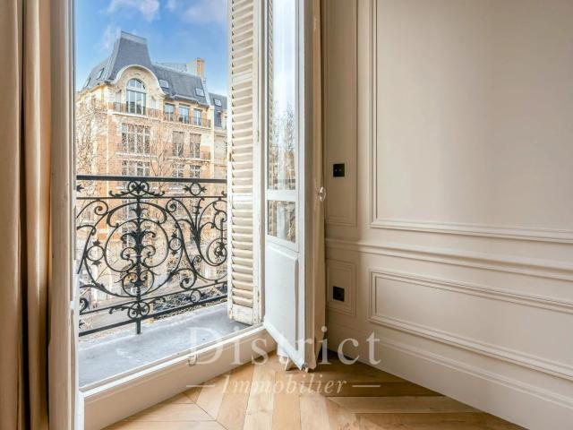 Appartement 4 pièces 124 m²