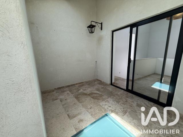 Appartement 4 pièces, 125 m² à louer à Aramon 30390