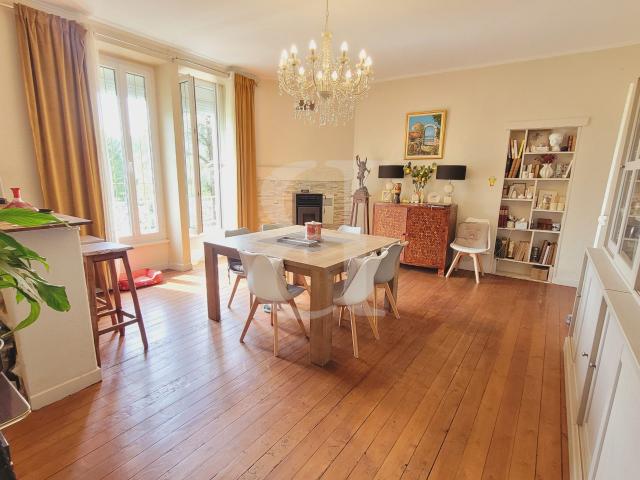 Appartement 4 pièces 126 m²