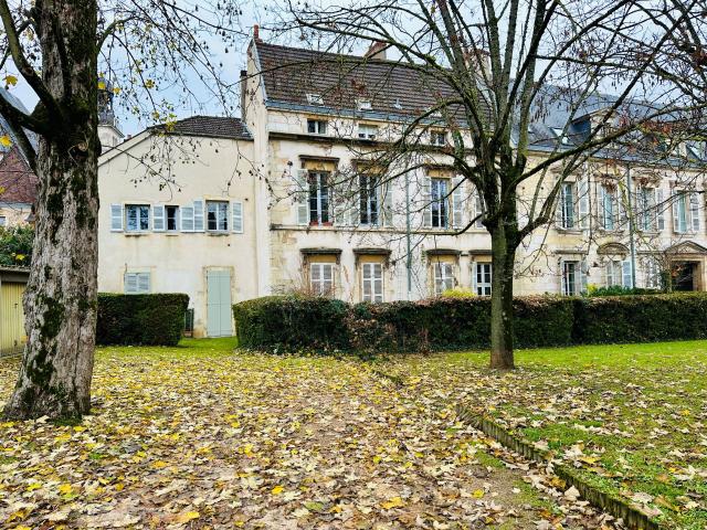 Appartement 4 pièces 126 m²