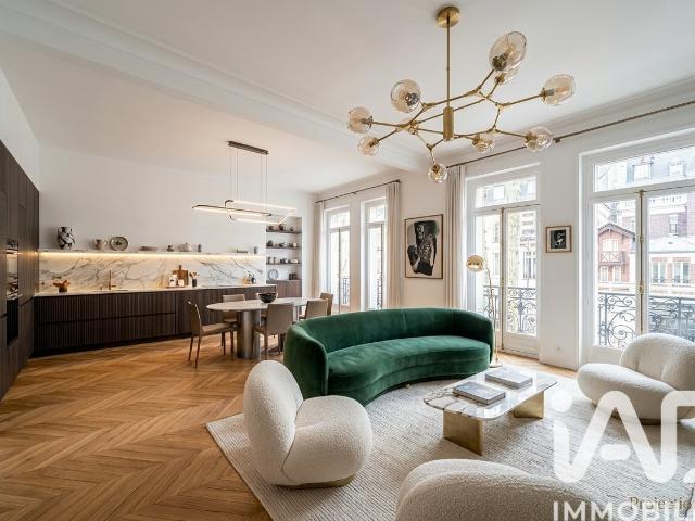 Appartement 4 pièces 126 m²