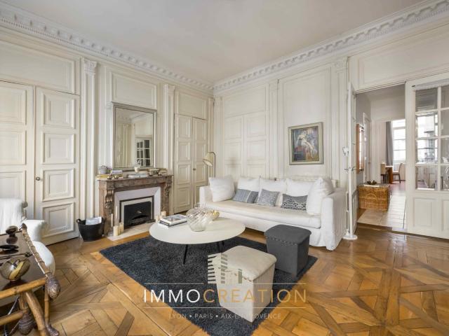 Appartement 4 pièces 127 m²