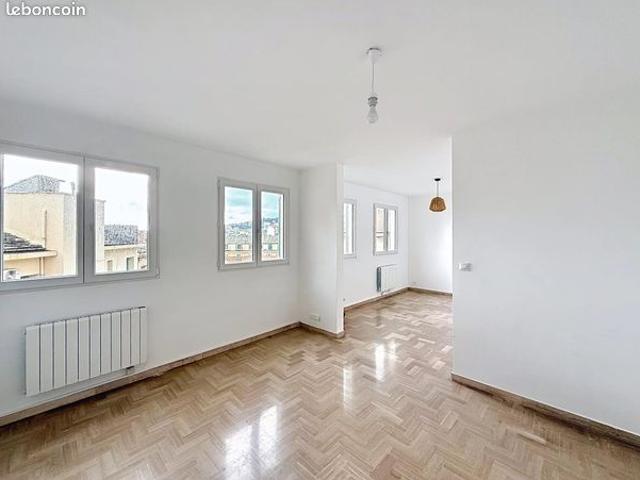 Appartement 4 pièces 127 m²