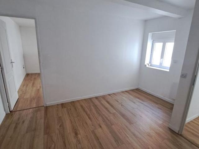 Appartement 4 pièces, 127 m² à louer à Harnes 62440