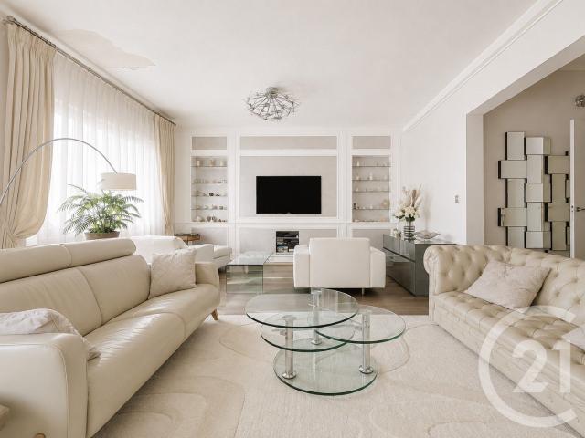 Appartement 4 pièces 128 m²