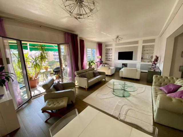 Appartement 4 pièces 128 m²