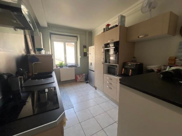 Appartement 4 pièces 12 m²