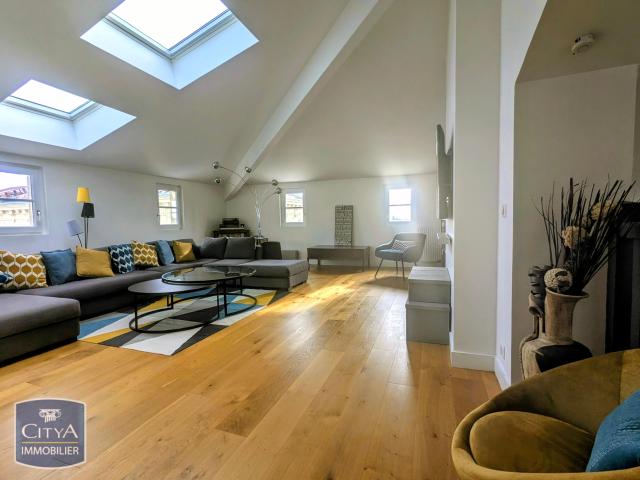 Appartement 4 pièces 130 m²