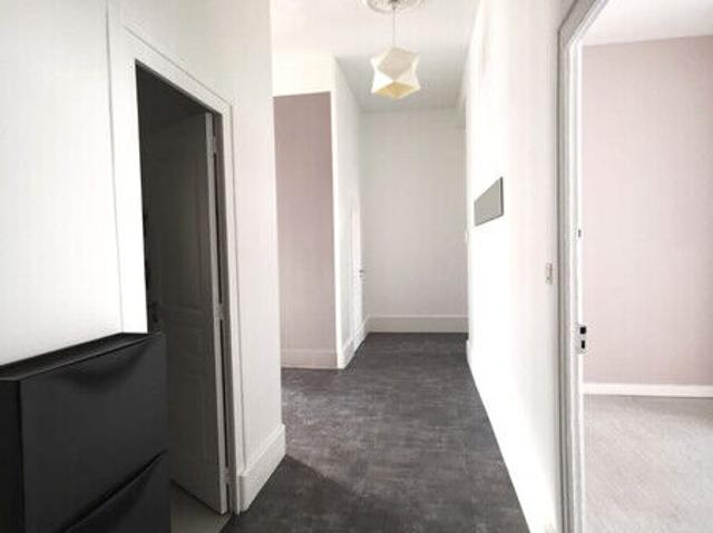 Appartement 4 pièces, 130 m² à louer à Voiron 38500