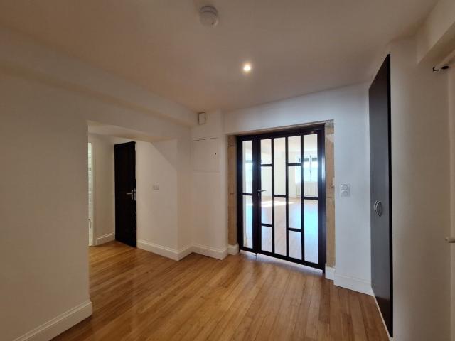 Appartement 4 pièces, 131 m² à louer à Lyon 1 69001