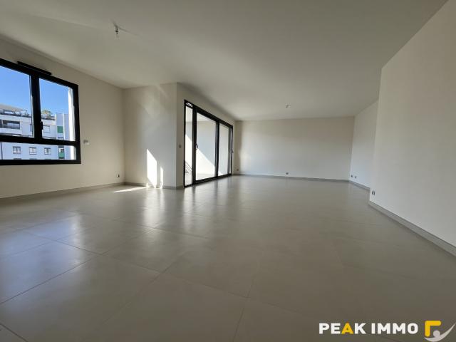 Appartement 4 pièces 133,50 m2 SAINT GENIS POUILLY