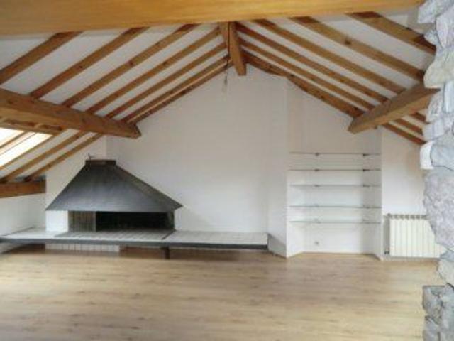 Appartement 4 pièces 135.59 m²
