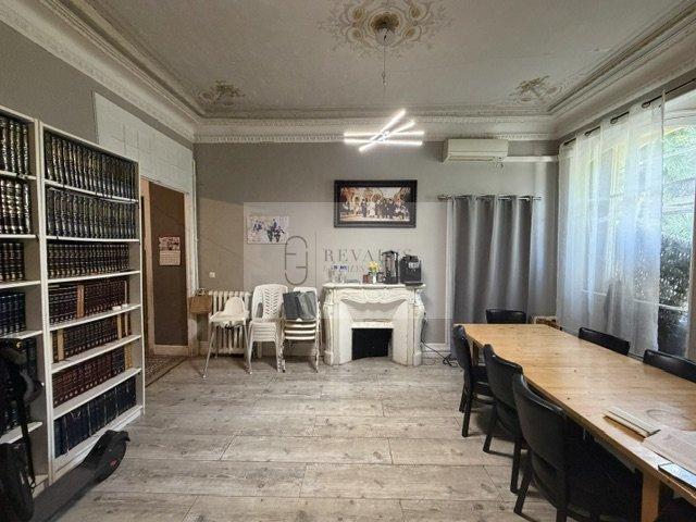 Appartement 4 pièces 135 m²