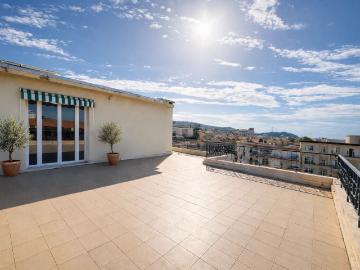 Appartement 4 pièces 135 m²