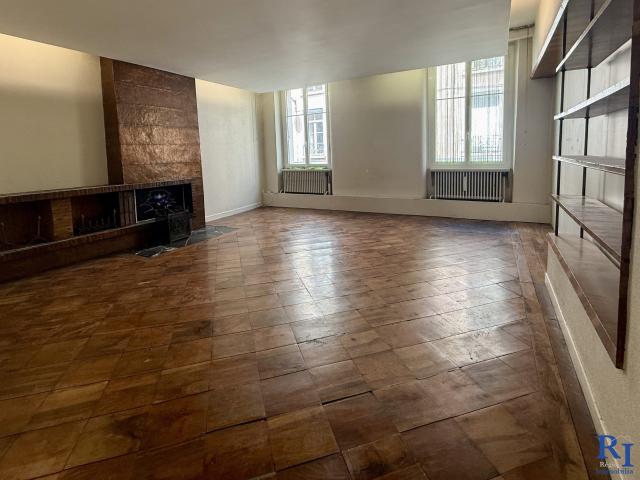 Appartement 5 pièces 136 m²