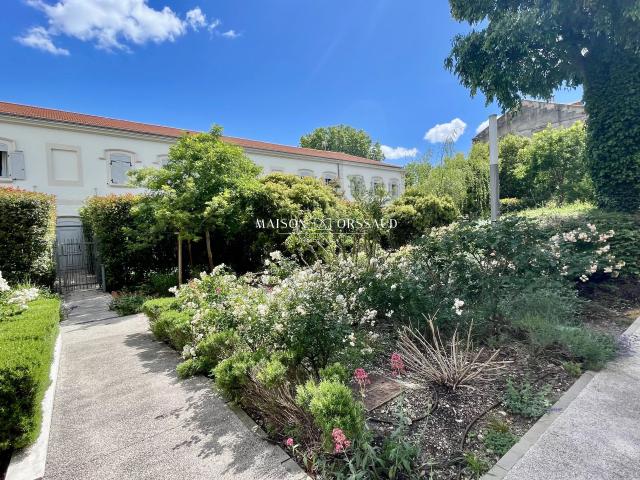 Appartement 4 pièces 137 m²