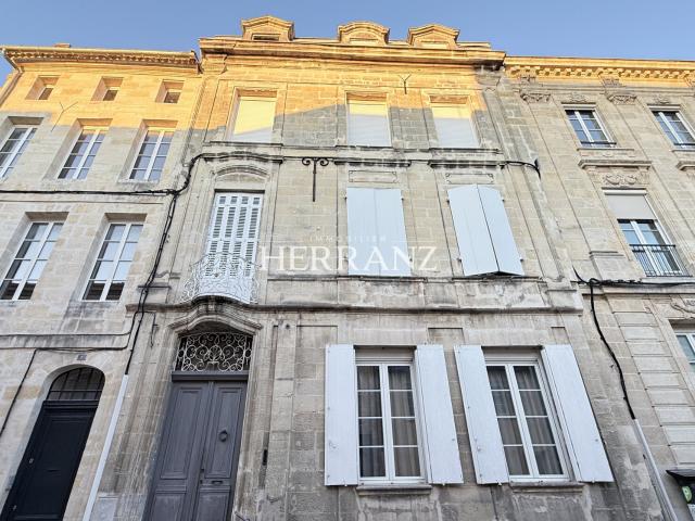 Appartement 4 pièces 137 m²