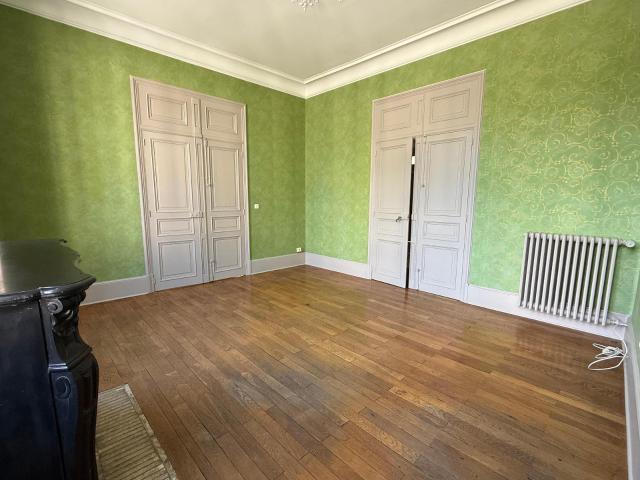 Appartement 4 pièces 137 m² ROMANS SUR ISERE 26100