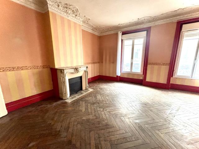 Appartement 4 pièces 138 m²