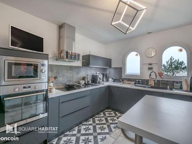 Appartement 4 pièces 138 m²