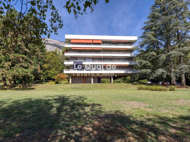 Appartement 4 pièces 138 m²