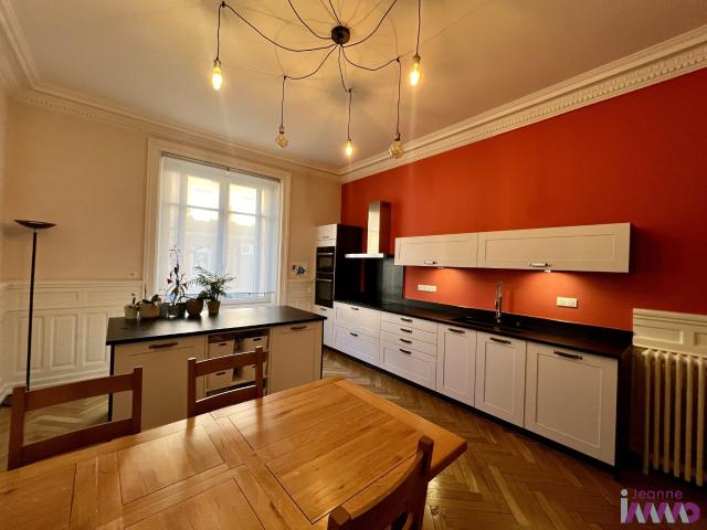 Appartement 4 pièces 138 m²