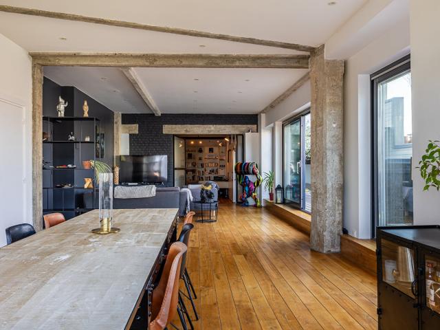 Appartement 4 pièces 140 m²