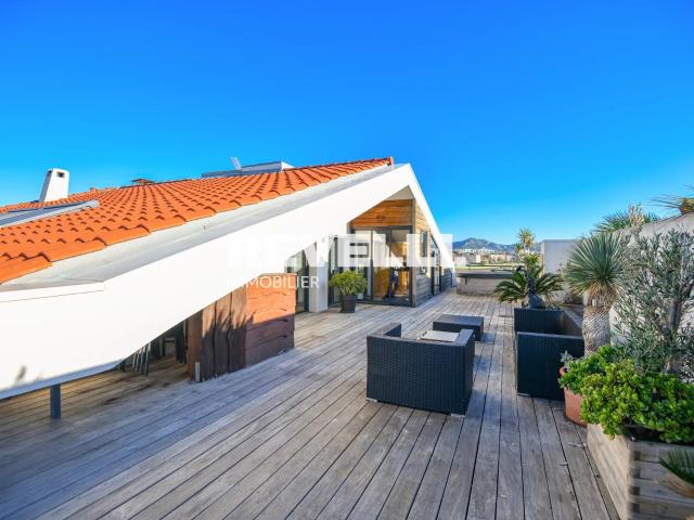 Appartement 4 pièces 140 m²