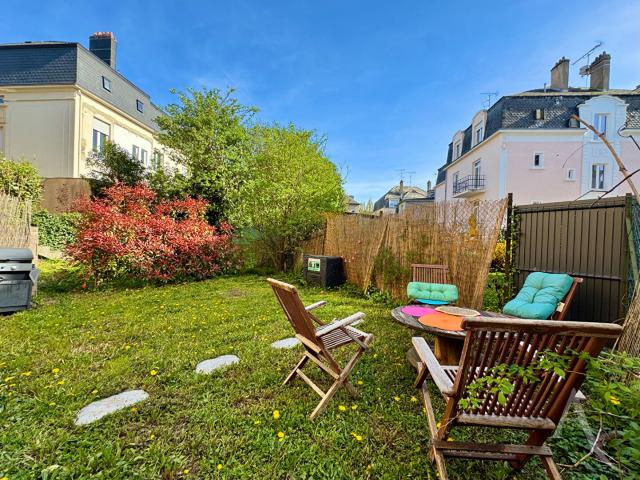 Appartement 4 pièces 142 m²