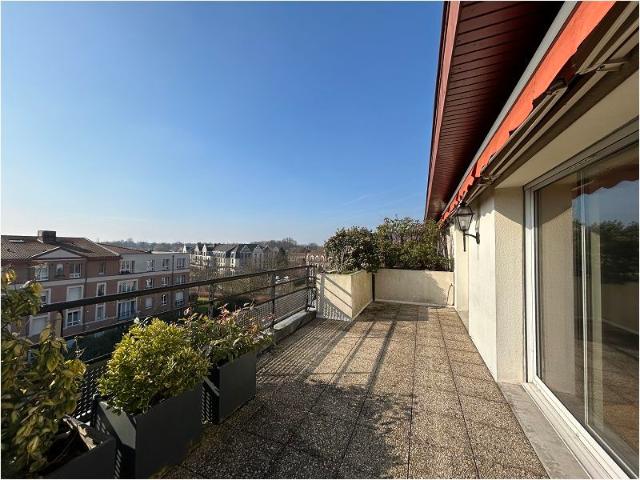 Appartement 4 pièces 143 m²