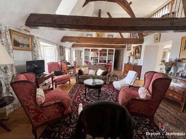 Appartement 4 pièces 143 m²