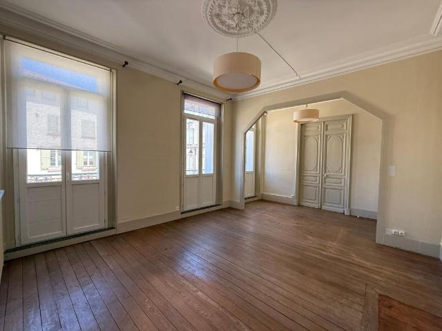 Appartement 4 pièces, 144 m² à louer à Castres 81100