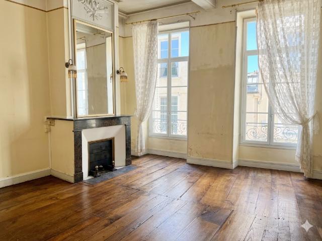 Appartement 4 pièces 145 m2