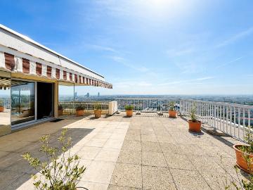 Appartement 4 pièces 145 m²